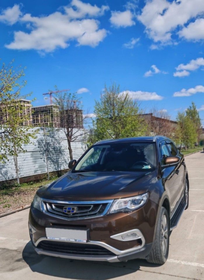 Geely Atlas: фото владельца