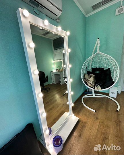 Гримерное зеркало