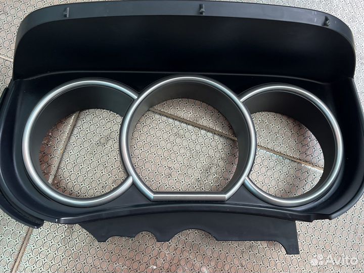 Накладка декоротивная торпедо Nissan Tiida C11