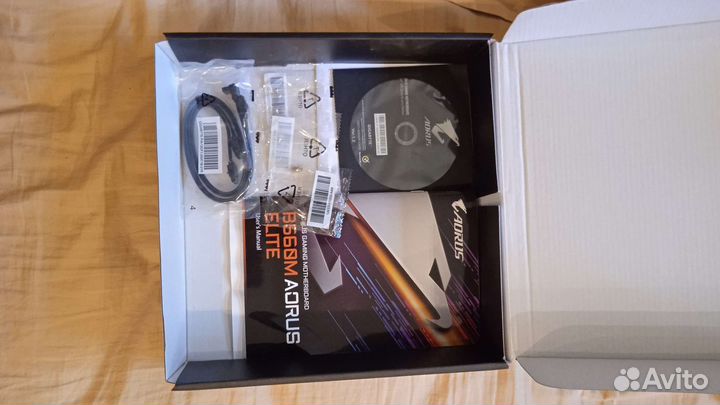 Материнская плата b560m aorus elite