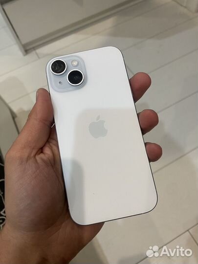 iPhone 15, 128 ГБ