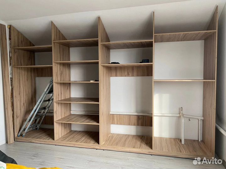 Шкаф распашной новый