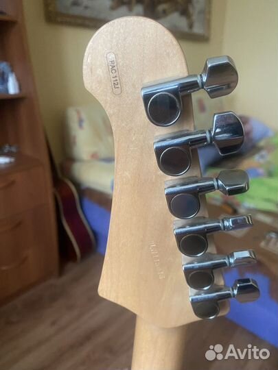 Электро гитара Yamaha Pacifica 112j
