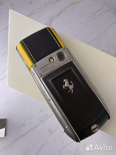 Vertu Ascent Ti Ferrari Rosso, 4 ГБ