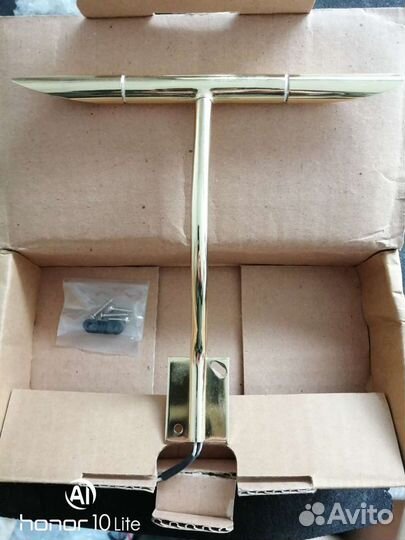 Светильник карнизный