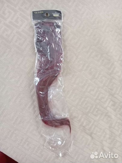 Накладные пряди, волосы на заколках