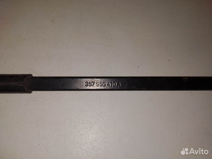 Поводок стеклоочистителя Volkswagen Passat B3