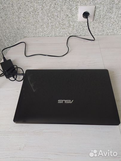 Ноутбук asus