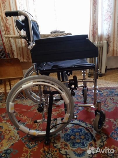 Инвалидная коляска новая