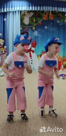 Карнавальный костюм поросенка для двойни