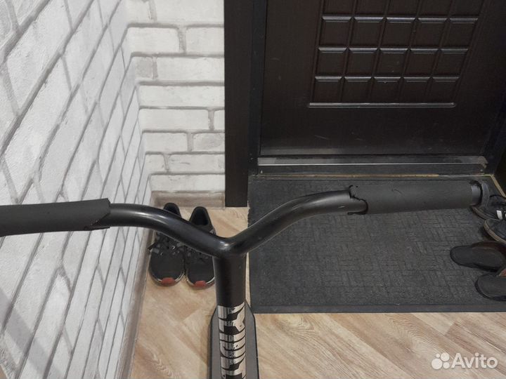 Самокат трюковой