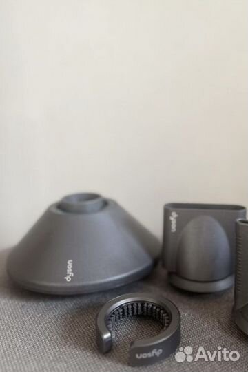 Оригинальные насадки на фен Dyson