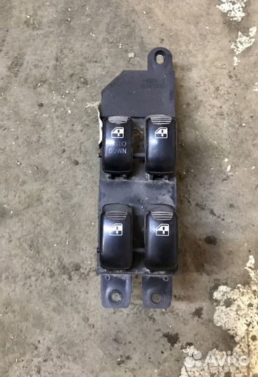 Блок стеклоподъемников Хендай Санта Фе/03г+Тагаз