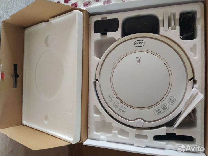 Робот пылесос