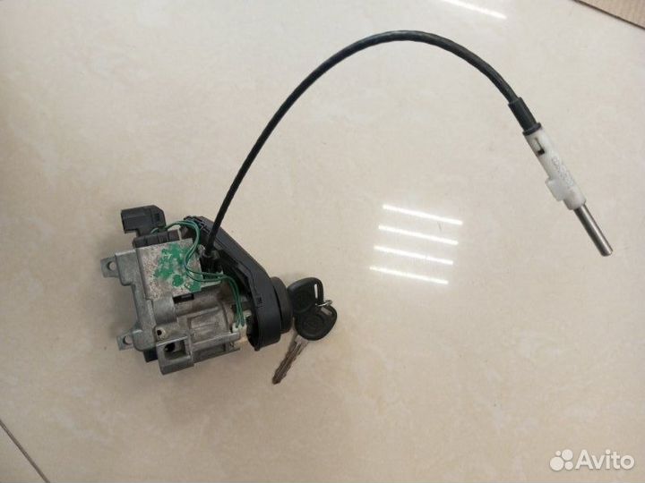 Замок зажигания Chevrolet Tahoe GMT900 LY5 2008