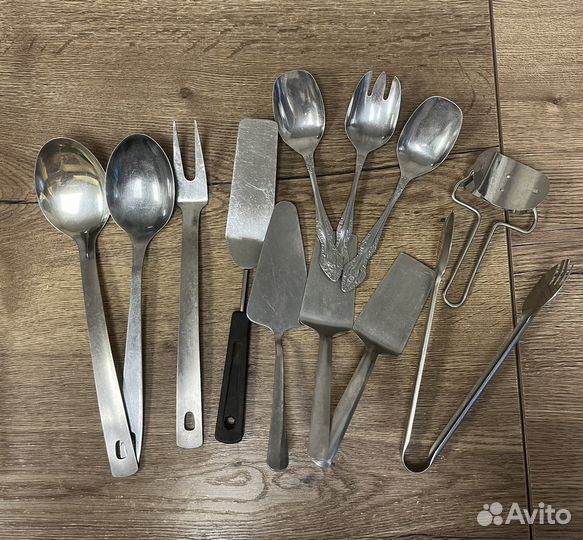 Столовые прибора щепцы, лопатки, ложки