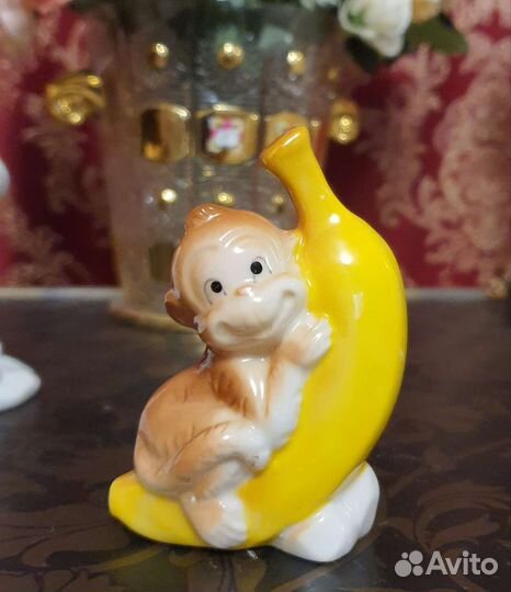 Статуэтки фарфор