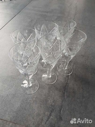 Хрустальные бокалы