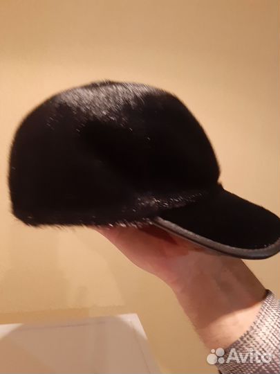 Меховая мужская кепка