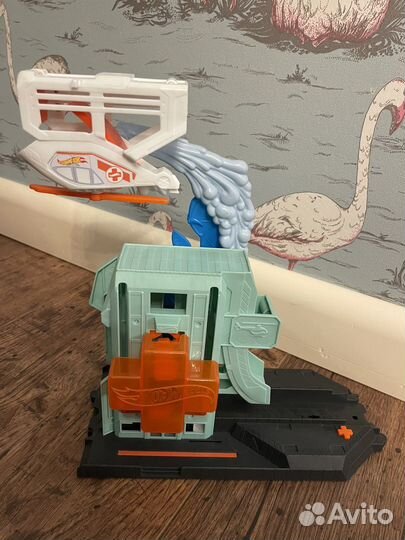 Hot wheels атака летучей мыши