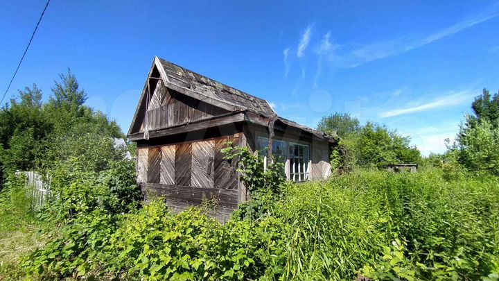 Дача 20 м² на участке 4 сот.