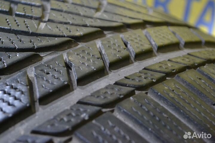 Kumho WinterCraft WP72 245/50 R18