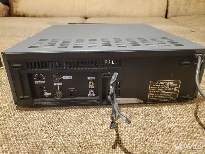 Видеомагнитофон GoldStar P-500W