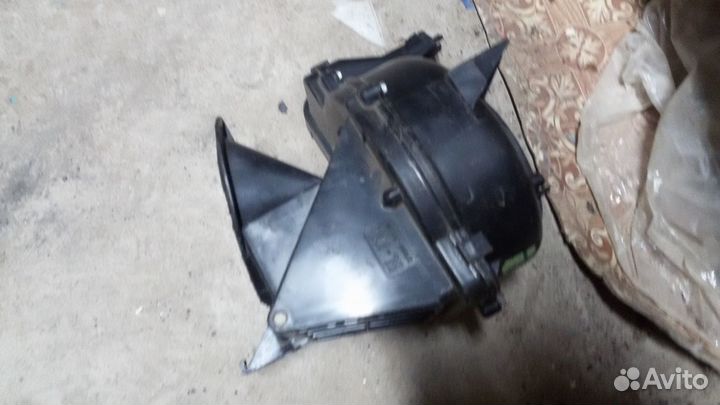 Ниссан микра К 11 корпус отопителя