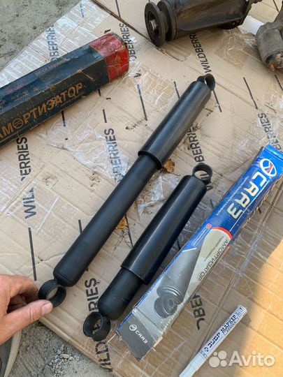 Амортизаторы задние niva