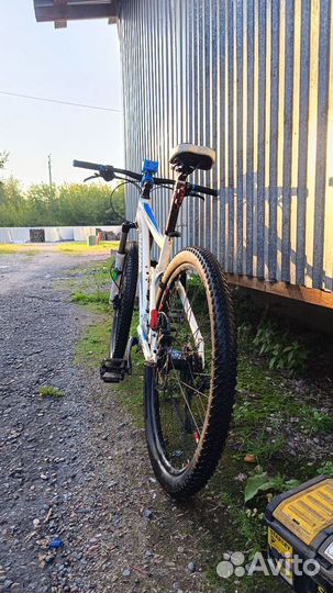 Mongoose salvo comp 27,5