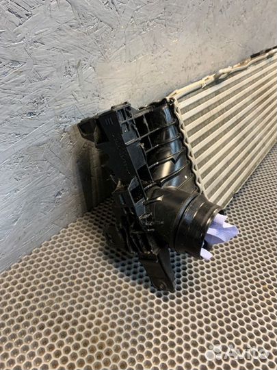 Интеркулер Bmw X7 G07 M-pack B57D30 2020