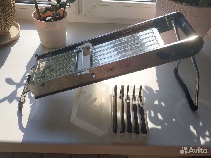 Терка шинковкаСталь.vitesse.Франция.Новая