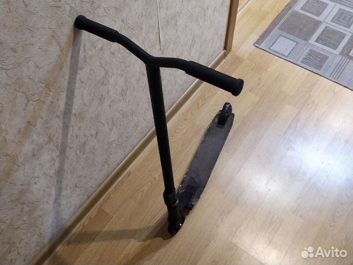Продам трюковой самокат