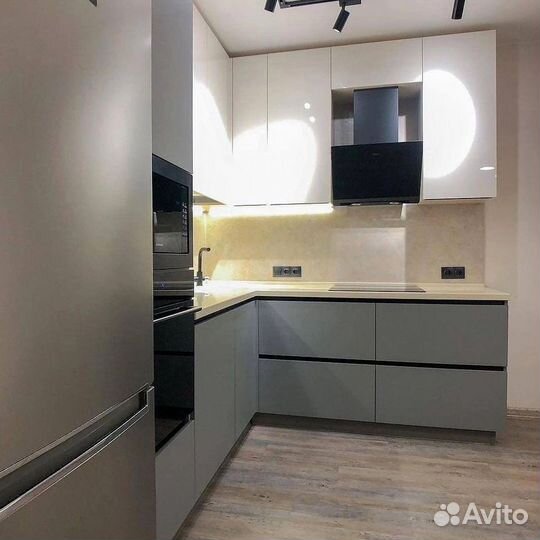 Кухня с островом на заказ