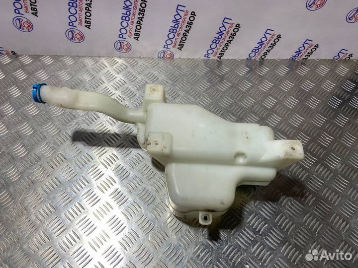 Бачок омывателя Suzuki SX4 1