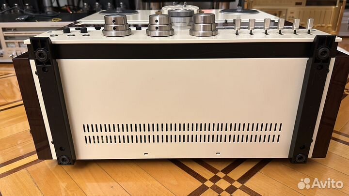 Катушечный магнитофон Technics RS-1500U J-Corder