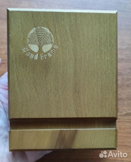 Подставка для телефона woodframe