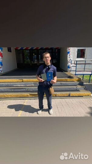 Менеджер по продажам автомобилей