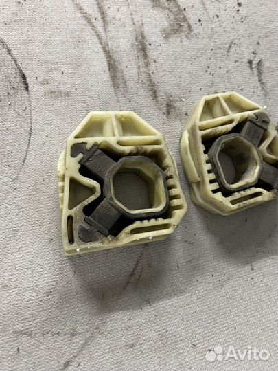 Кронштейн радиатора Skoda Rapid (NH3) I (2012–2017