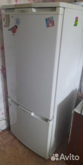 Холодильник Бирюса