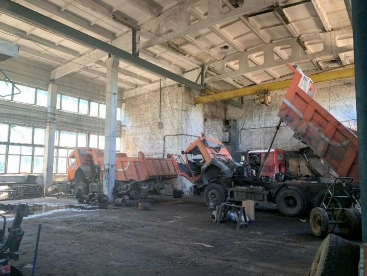 Имущественный комплекс+движимое имущество, 3152 м²