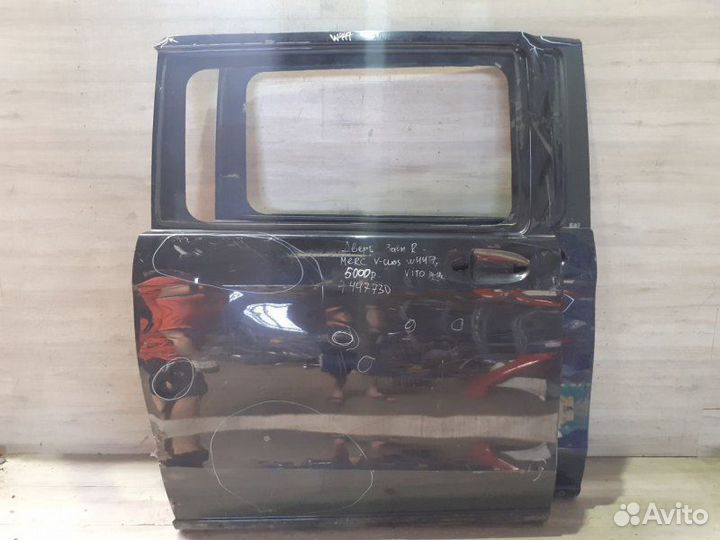 Дверь сдвижная Mercedes Benz W447