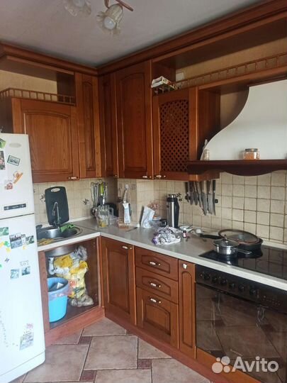 Кухонный гарнитур кухня из массива бу