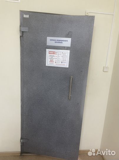 Дверь бронированная (сейфовая)