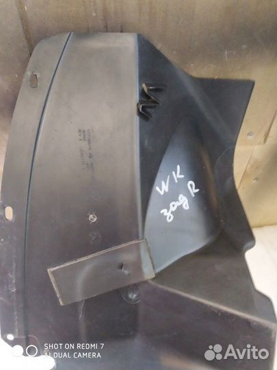 Подкрылок Jeep Grand Cherokee wk 1