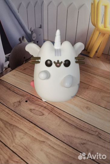 Funko pop pusheen