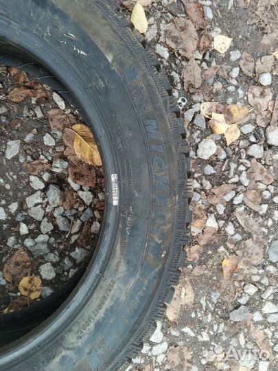Michelin X-Ice North 4 215/60 R17