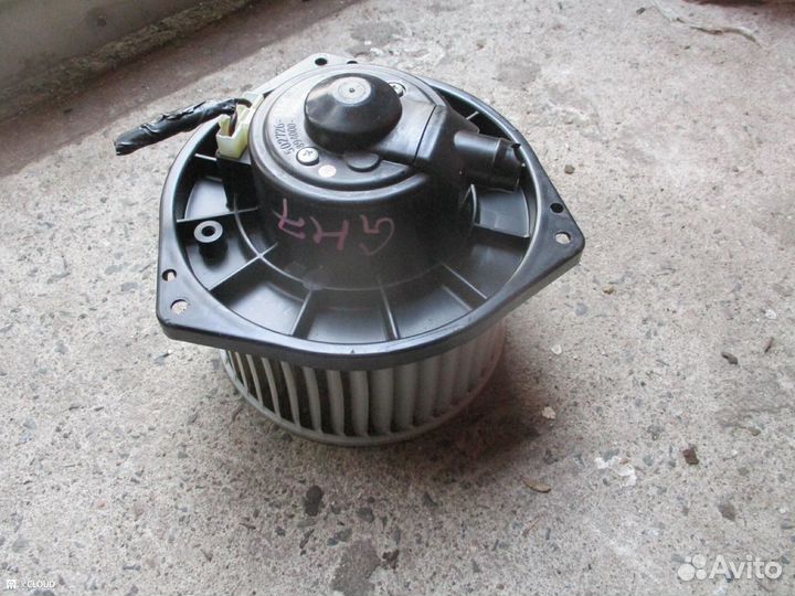 Мотор печки на subaru impreza GH7