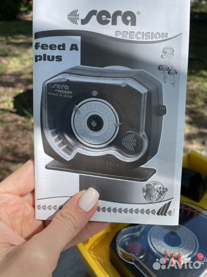 Автоматическая кормушка для рыб и рептилий