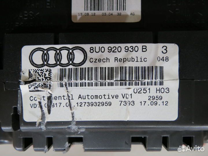 Панель приборов Audi Q3